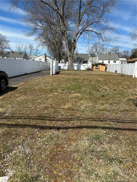 352 South St, New Britain, CT 06051
