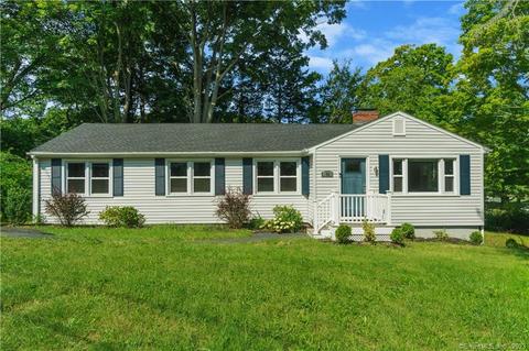 58 Klarman Dr, Hamden, CT 06518