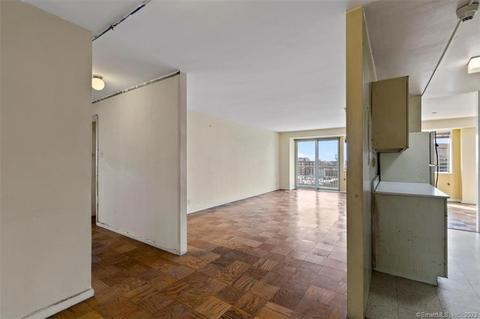100 York St #14-N, New Haven, CT 06511