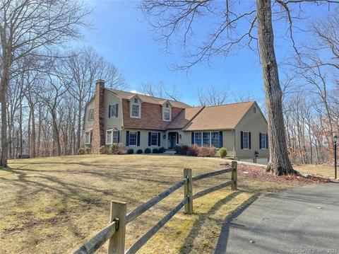 214 Scatacook Ln, Southbury, CT 06488