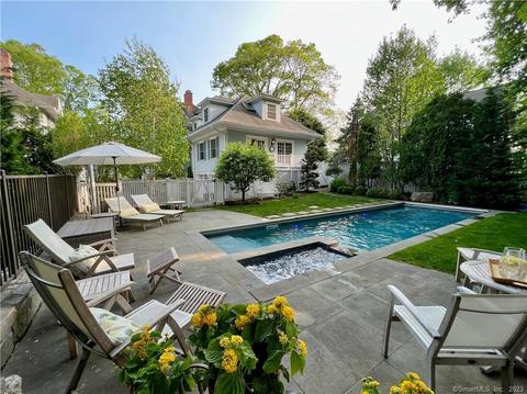 17 Morgan Ave, Norwalk, CT 06851