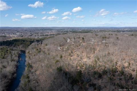 131 Lovers Ln, Windham, CT 06280