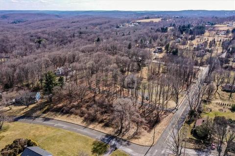 69 Obtuse South Rd, Brookfield, CT 06804