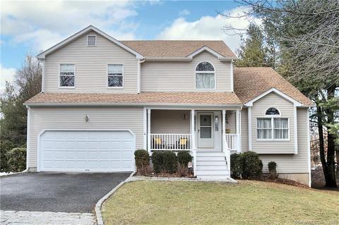 45 S Benson Common, Fairfield, CT 06824