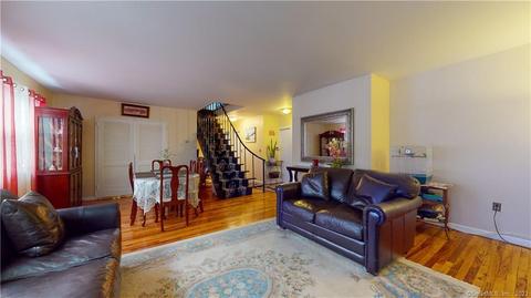 324 Strawberry Hill Ave #A201, Norwalk, CT 06851