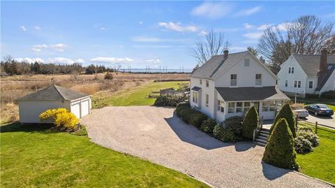 84 Wilcox Rd, Stonington, CT 06378