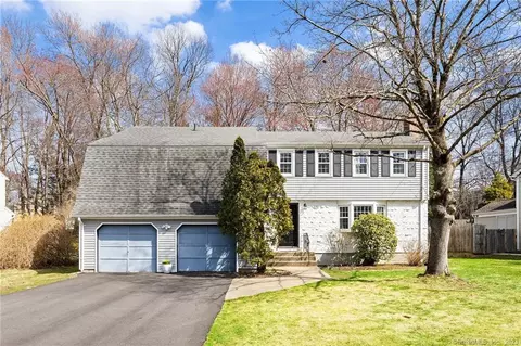 130 Hyde Rd, West Hartford, CT 06117