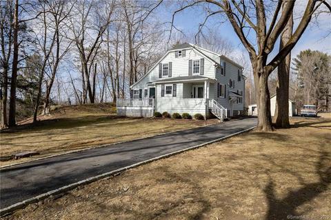 50 Gay St, Sharon, CT 06069