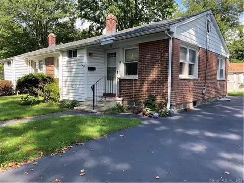 16 Bodine Ct, Stratford, CT 06614