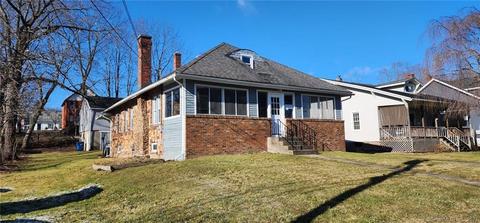 39 Harding St, Berlin, CT 06037
