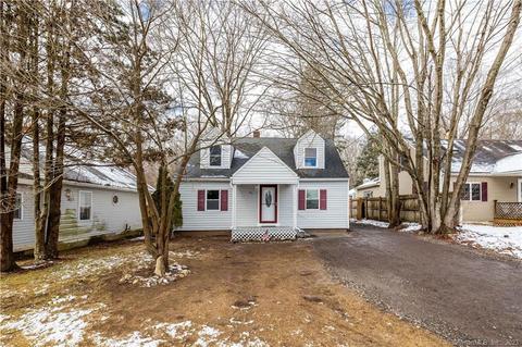 195 Lake Rd, Andover, CT 06232