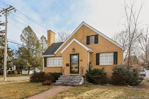 2075 Whitney Ave, North Haven, CT 06473
