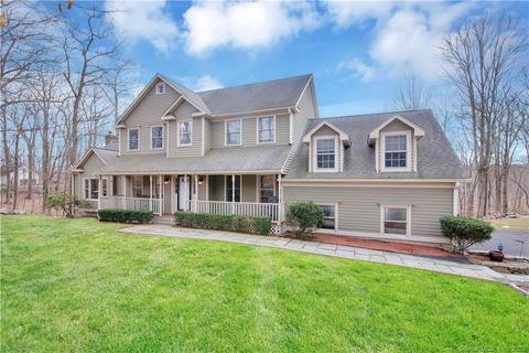 263 Cobbler Ln, Southbury, CT 06488