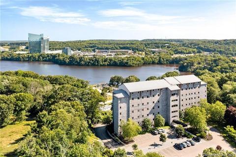 586 W Thames St #602, Norwich, CT 06360