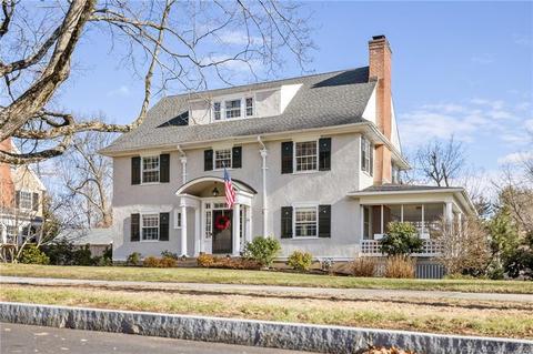 34 Walbridge Rd, West Hartford, CT 06119