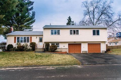 261 Hickory Hill Dr, Waterbury, CT 06708