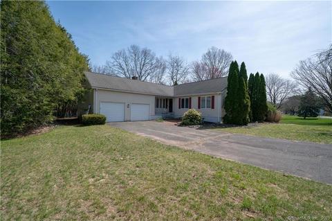 10 Hilltop Farms Ln, East Hartford, CT 06118