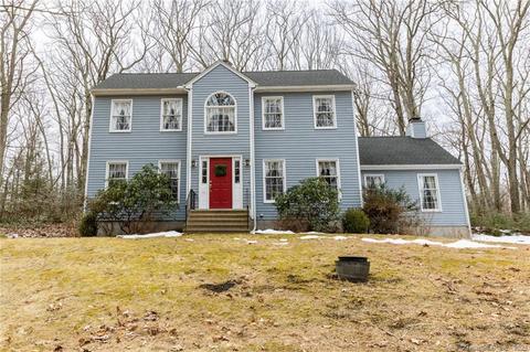 37 Plumb Brook Rd, Woodbury, CT 06798