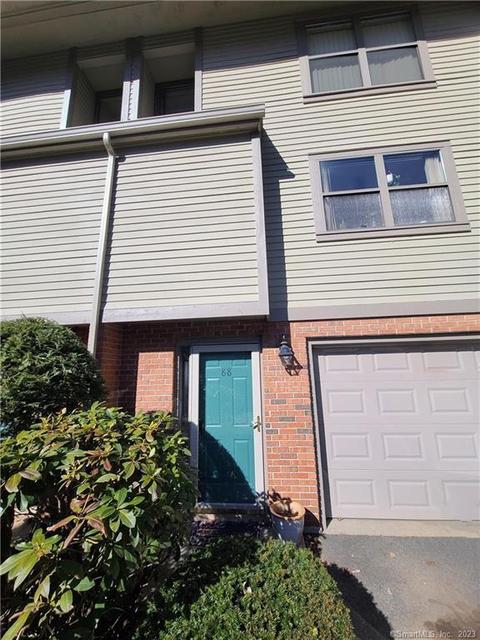 88 Metacomet Dr #88, Meriden, CT 06450