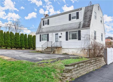 71 Alvord Ln, Stamford, CT 06902