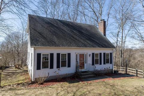 159 Pequot Trl, Pawcatuck, CT 06379