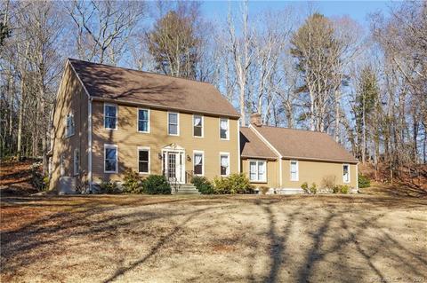 3 Pine Knoll Dr, Chester, CT 06412