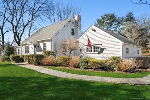 108 Weed St, New Canaan, CT 06840