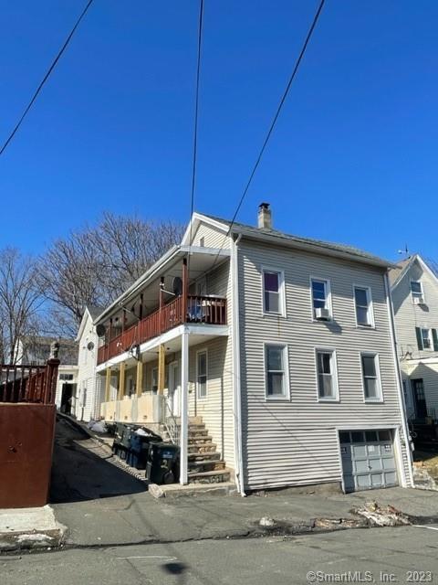 12 Nichols St, Danbury, CT 06810