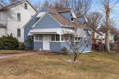 518 S Quaker Ln, West Hartford, CT 06110