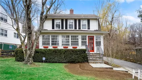 305 Flax Hill Rd, Norwalk, CT 06854