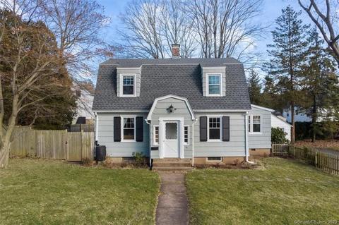 15 Highlandview Ave, Hamden, CT 06517