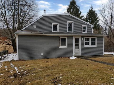 430 Green Hollow Rd, Plainfield, CT 06239