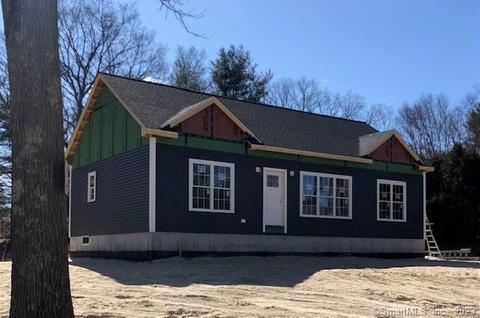35 Waterman St, Killingly, CT 06239 photo 1