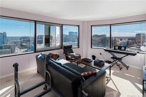 127 Greyrock Pl #1713, Stamford, CT 06901