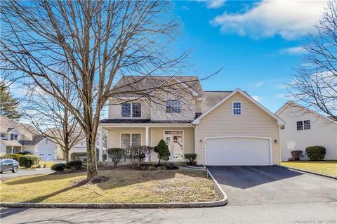 108 Governor Trumbull Way #108, Trumbull, CT 06611