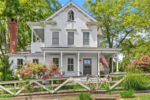 15 Pennoyer St, Norwalk, CT 06853