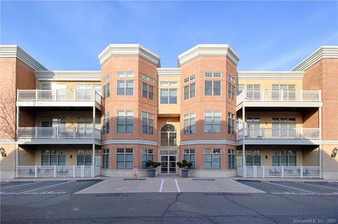 100 Stone Ridge Way #3D, Fairfield, CT 06824