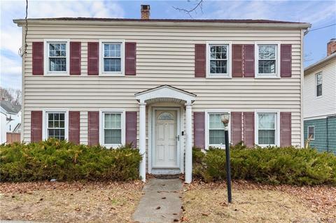 17 Wooster St, Danbury, CT 06810