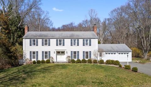 7 Coult Ln, Old Lyme, CT 06371