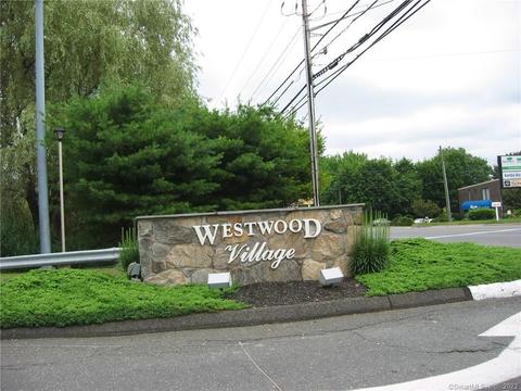 55 Mill Plain Rd #13-2, Danbury, CT 06811