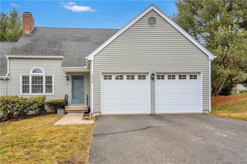 30 Woodbury Hl #30, Woodbury, CT 06798
