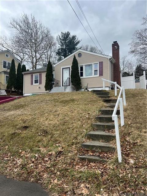 600 Forest Rd, West Haven, CT 06516