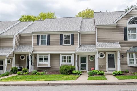 41 Tamarack Ave #105, Danbury, CT 06811
