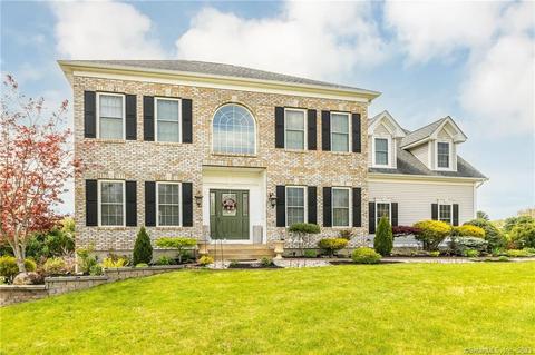 32 Frazer Fir Rd, South Windsor, CT 06074