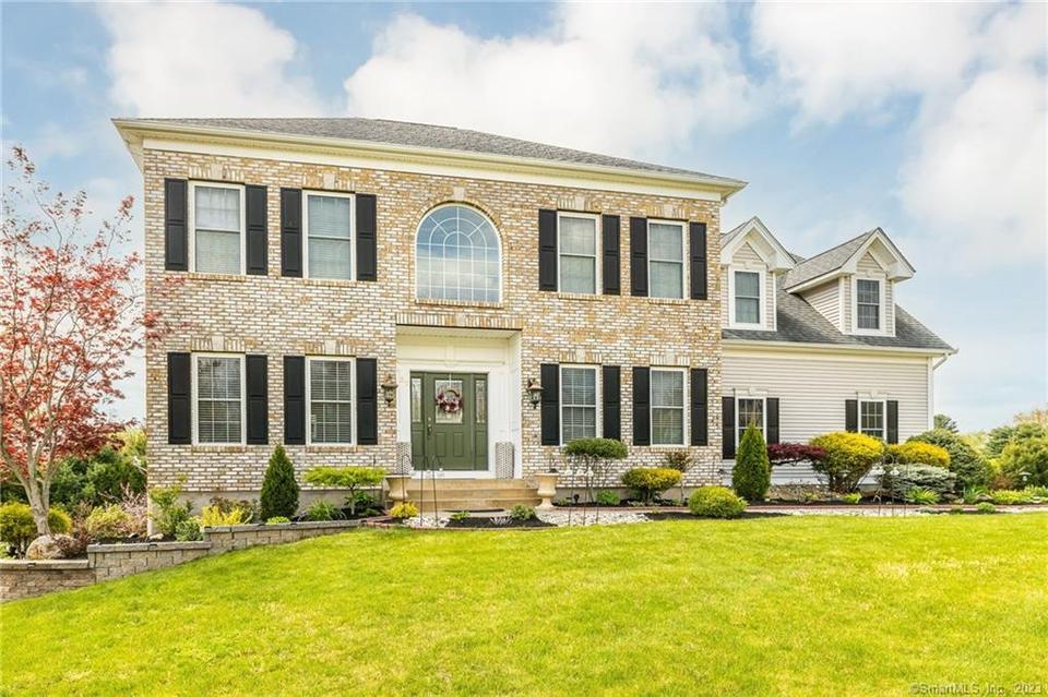 32 Frazer Fir Rd, South Windsor, CT 06074 1 photo MLS 170555714