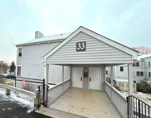 55 Mill Plain Rd #33-17, Danbury, CT 06811