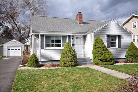 67 Clearfield Rd, Wethersfield, CT 06109 photo 1