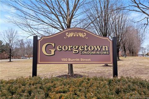 150 Burritt St #6J, Plantsville, CT 06479