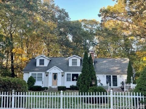 24 Andrew Dr, Shelton, CT 06484