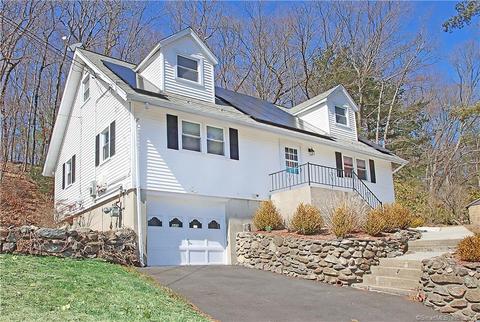 345 Beaver St, Ansonia, CT 06401